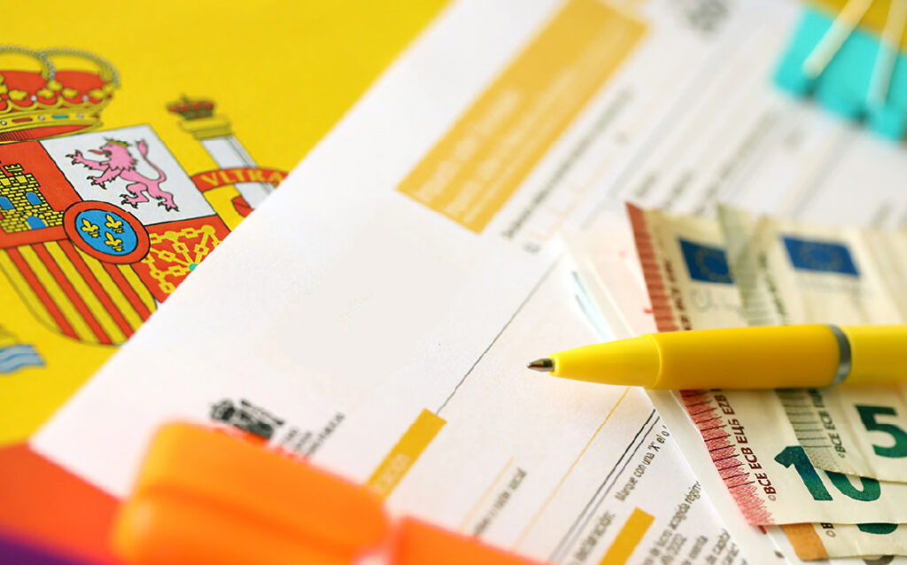 Consulta los requisitos actualizados para solicitar la residencia no lucrativa en España en 2025. Guía clara y práctica, orientada a suecos y noruegos
