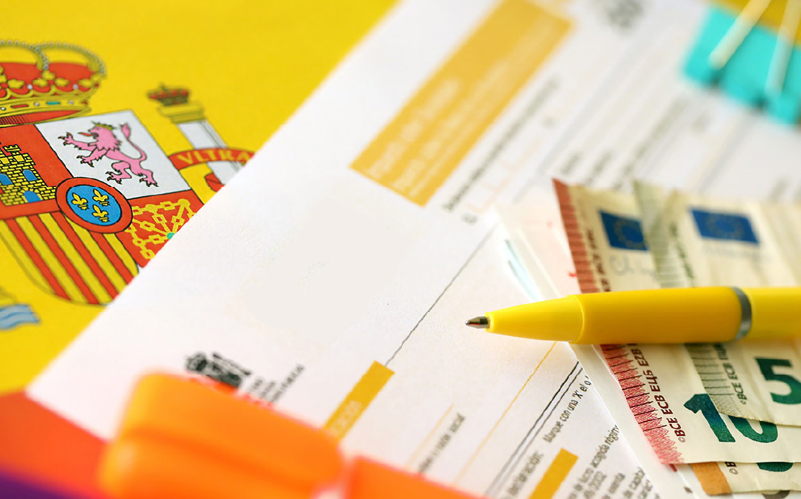 Consulta los requisitos actualizados para solicitar la residencia no lucrativa en España en 2025. Guía clara y práctica, orientada a suecos y noruegos